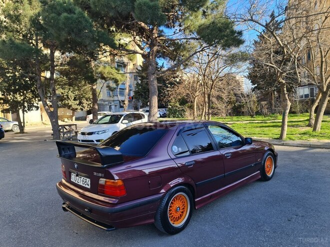 BMW 318 1994, 358,000 km - 1.8 l - Bakı