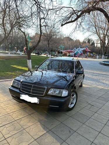 Mercedes C 180 1998, 389,472 km - 1.8 l - Bakı