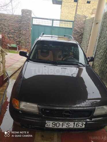 Opel Astra 1996, 387,000 km - 2.0 l - Sumqayıt