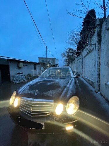 Mercedes E 270 2003, 530,000 km - 2.7 l - Bakı