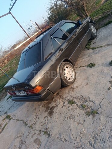 Mercedes 190 1991, 356,789 km - 2.0 л - Şirvan