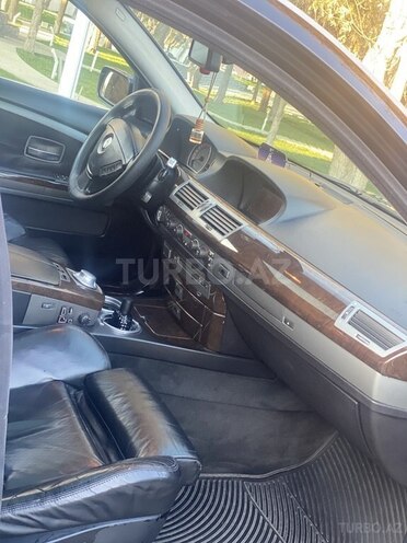 BMW 745 2002, 360,000 km - 4.4 l - Xaçmaz