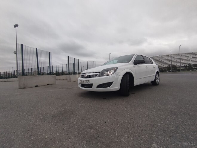 Opel Astra 2007, 182,000 km - 1.8 l - Bakı