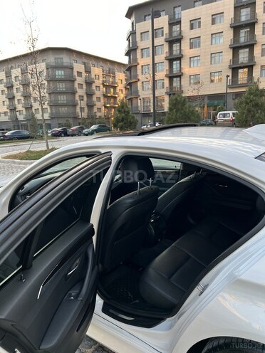 BMW 528 2015, 121,000 km - 2.0 l - Bakı