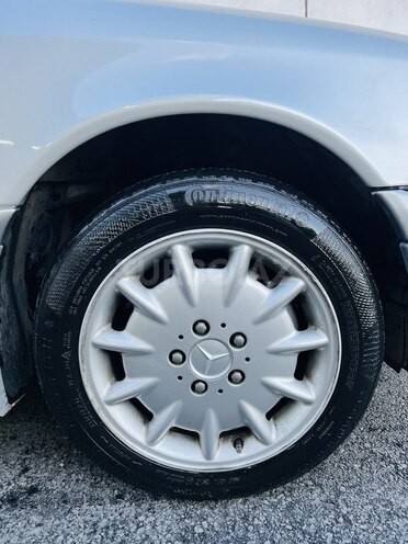 Mercedes C 240 1999, 243,000 km - 2.4 l - Zaqatala