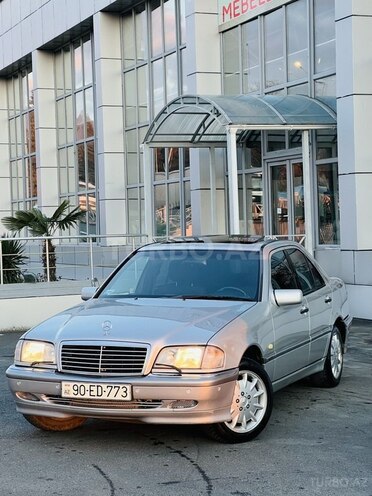 Mercedes C 240 1999, 243,000 km - 2.4 l - Zaqatala