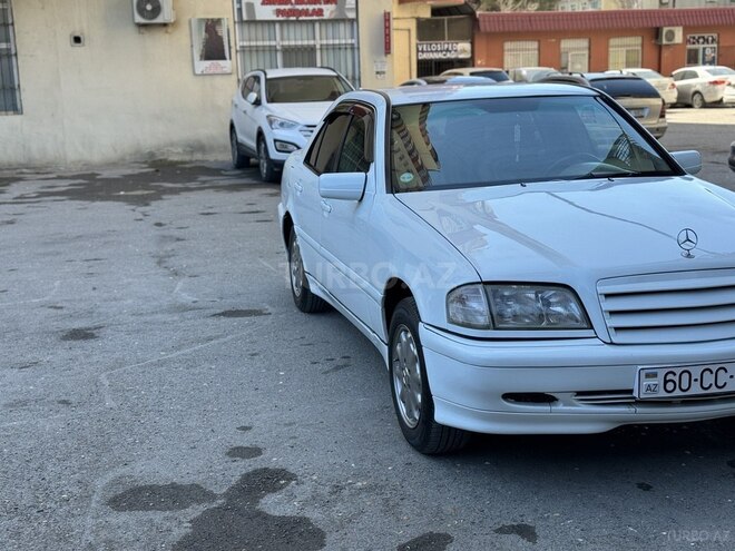 Mercedes C 200 1997, 322,543 km - 2.0 l - Bakı