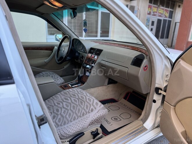 Mercedes C 200 1997, 322,543 km - 2.0 l - Bakı