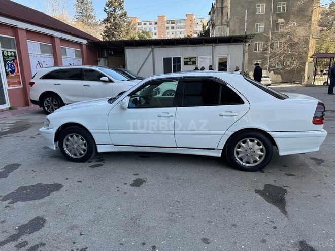 Mercedes C 200 1997, 322,543 km - 2.0 l - Bakı