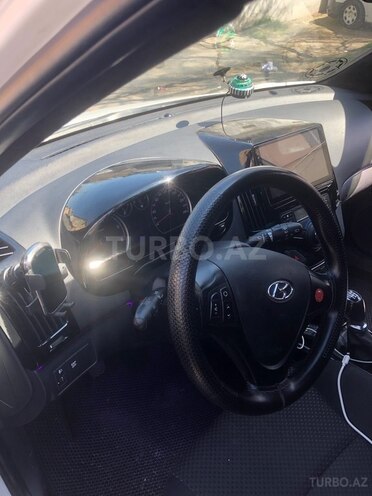 Hyundai i30 2010, 250,000 km - 1.6 l - Bakı