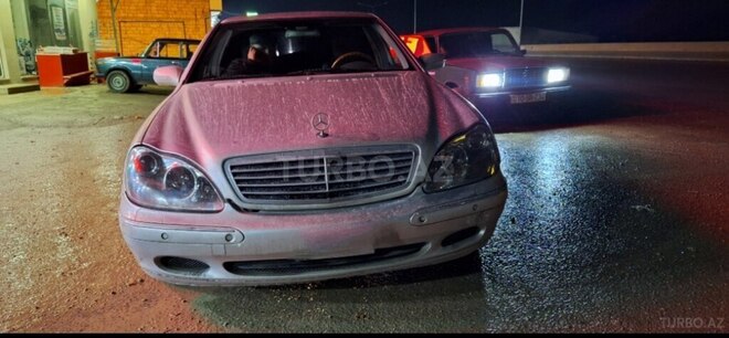 Mercedes S 320 2000, 260,000 km - 3.2 л - Qəbələ