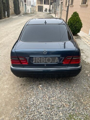 Mercedes E 240 1997, 440,000 km - 2.4 l - Gəncə