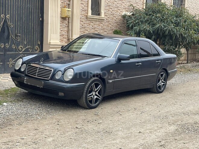 Mercedes E 240 1997, 440,000 km - 2.4 l - Gəncə
