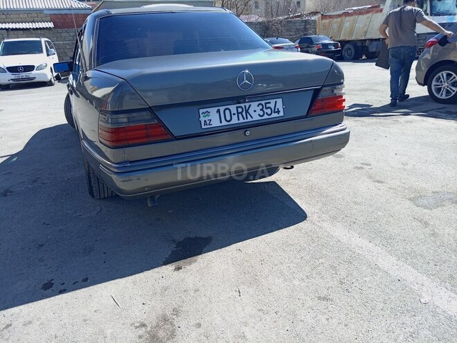 Mercedes E 200 1990, 272,150 km - 2.0 l - Bakı