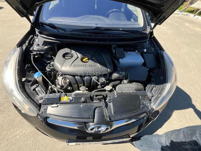 Hyundai Elantra 2014, 272,000 km - 1.8 l - Yevlax