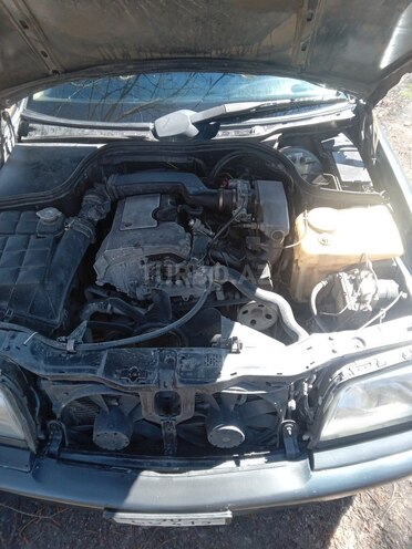 Mercedes C 200 1996, 380,356 km - 2.0 l - Qəbələ