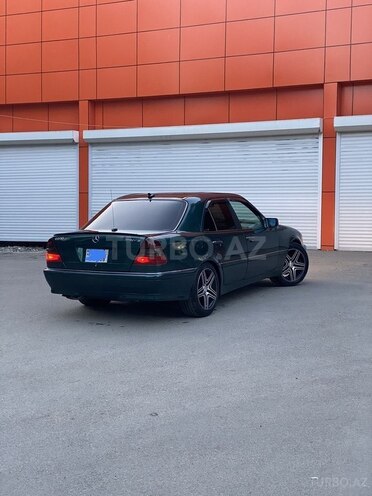 Mercedes C 230 2000, 262,266 km - 2.3 l - Bakı
