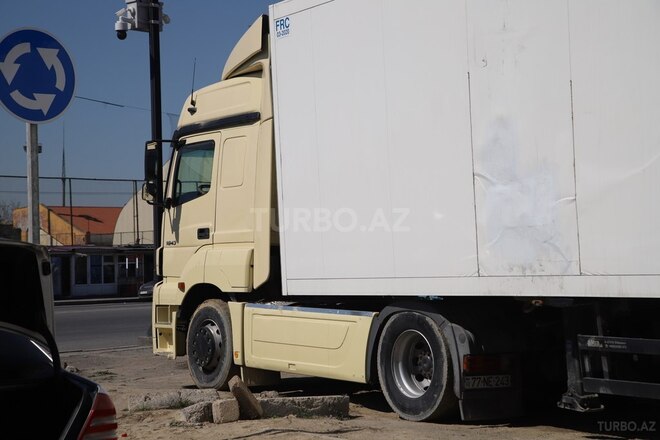 Mercedes Axor 1843 2009, 400,000 km - 12.0 л - Bakı