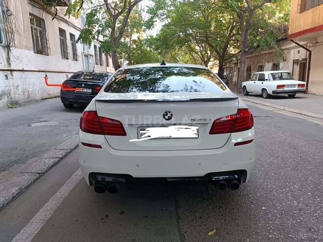 BMW 528 2013, 240,000 km - 2.0 l - Bakı