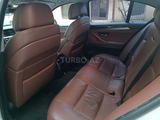 BMW 528 2013, 240,000 km - 2.0 l - Bakı