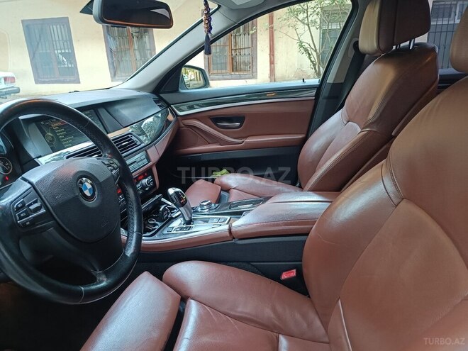BMW 528 2013, 240,000 km - 2.0 l - Bakı