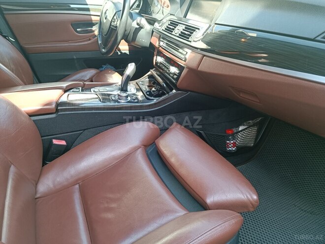BMW 528 2013, 240,000 km - 2.0 l - Bakı