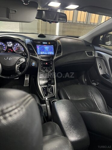 Hyundai Elantra 2015, 139,000 km - 1.8 l - Ağdaş