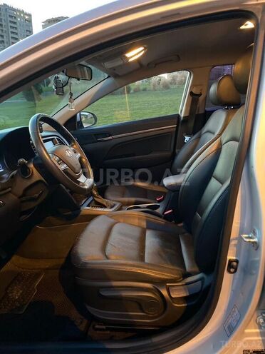 Hyundai Elantra 2016, 194,000 km - 1.6 l - Bakı
