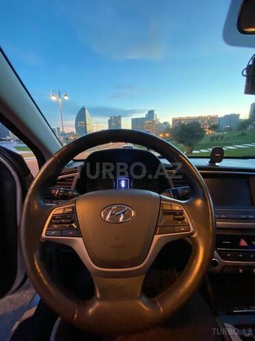 Hyundai Elantra 2016, 194,000 km - 1.6 l - Bakı