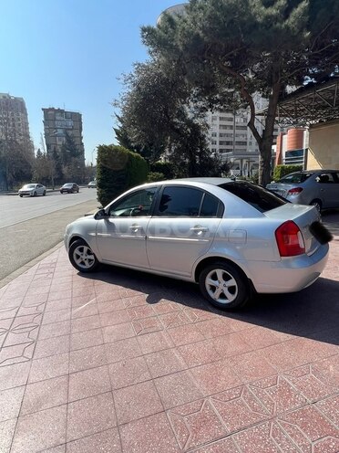 Hyundai Accent 2009, 266,560 km - 1.4 l - Bakı