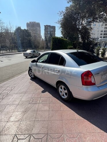 Hyundai Accent 2009, 266,560 km - 1.4 l - Bakı