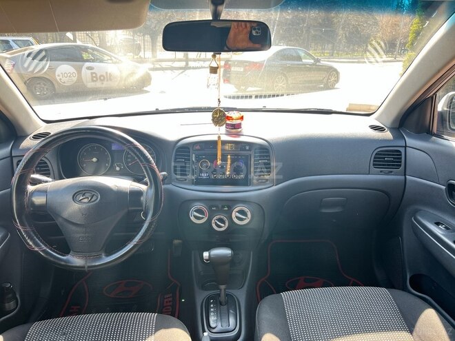Hyundai Accent 2009, 266,560 km - 1.4 l - Bakı