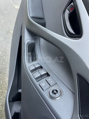 Hyundai Elantra 2011, 260,213 km - 1.8 l - Bakı