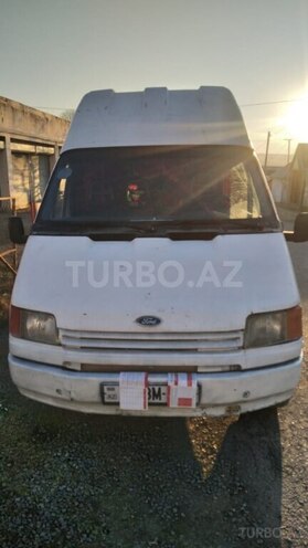 Ford Transit 1991, 300,000 km - 2.5 l - İsmayıllı
