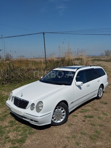 Mercedes E 270 2000, 420,000 km - 2.7 l - Bakı