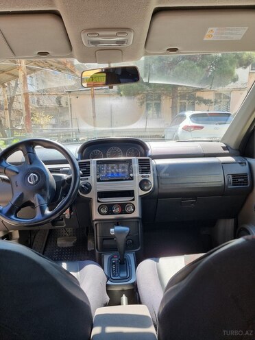 Nissan X-Trail 2010, 234,000 km - 2.0 l - Bakı