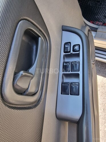 Nissan X-Trail 2010, 234,000 km - 2.0 l - Bakı