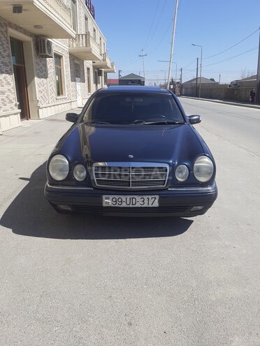 Mercedes E 220 1997, 589,000 km - 2.2 l - Bakı