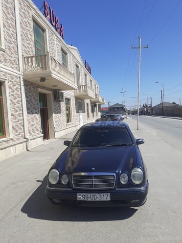 Mercedes E 220 1997, 589,000 km - 2.2 l - Bakı