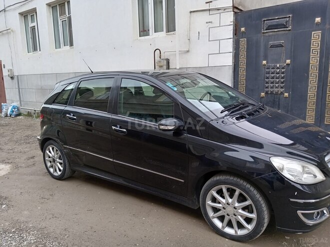 Mercedes B 170 2007, 146,589 km - 1.7 l - Bakı