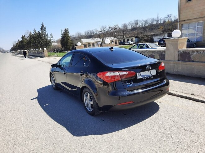 Kia Cerato 2014, 92,600 km - 1.8 l - Quba