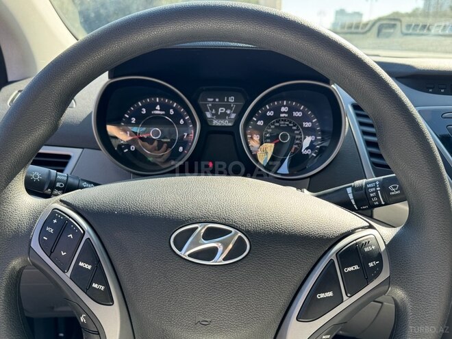 Hyundai Elantra 2015, 57,000 km - 1.8 л - Bakı