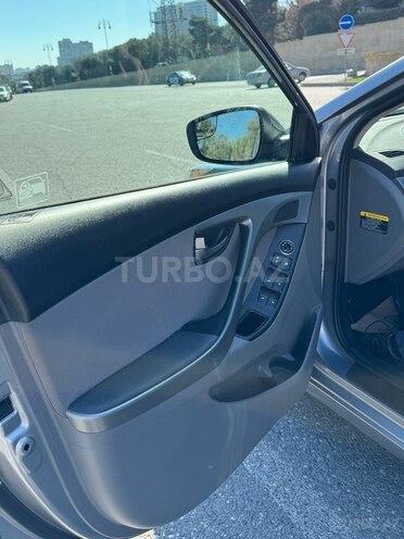 Hyundai Elantra 2015, 57,000 km - 1.8 л - Bakı