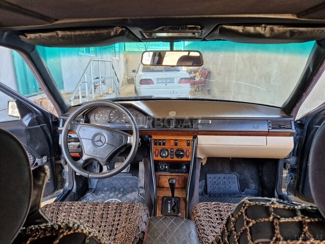 Mercedes 190 1991, 637,969 km - 2.5 l - Ağcabədi