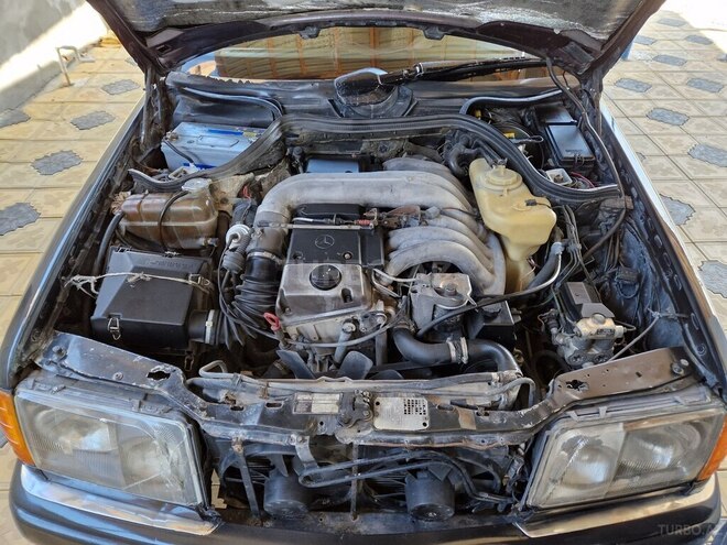 Mercedes 190 1991, 637,969 km - 2.5 l - Ağcabədi