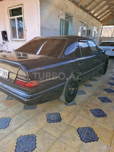 Mercedes 190 1991, 637,969 km - 2.5 l - Ağcabədi