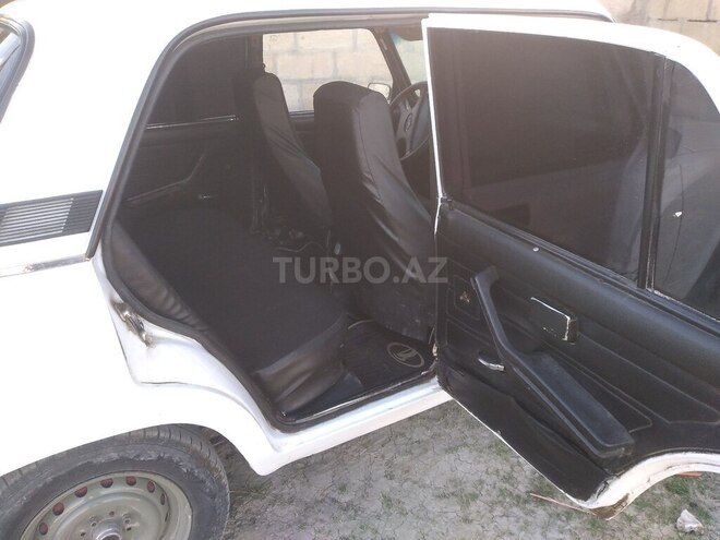 LADA (VAZ) 2107 2003, 99,000 km - 1.6 l - Salyan