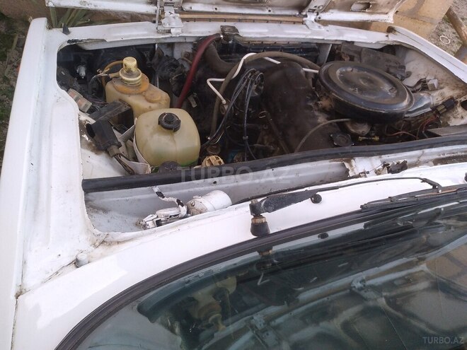 LADA (VAZ) 2107 2003, 99,000 km - 1.6 l - Salyan