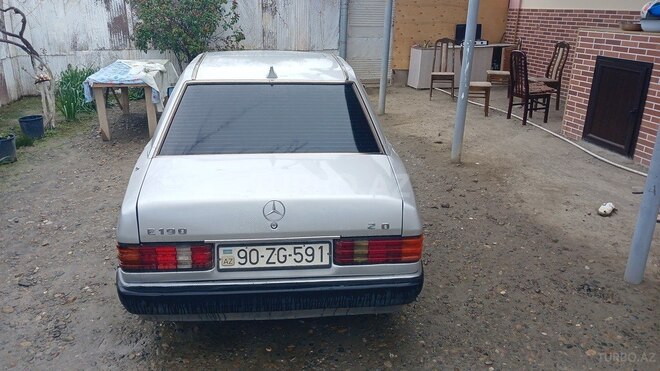Mercedes 190 1992, 220,000 km - 2.0 l - Mingəçevir
