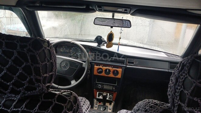 Mercedes 190 1992, 220,000 km - 2.0 l - Mingəçevir